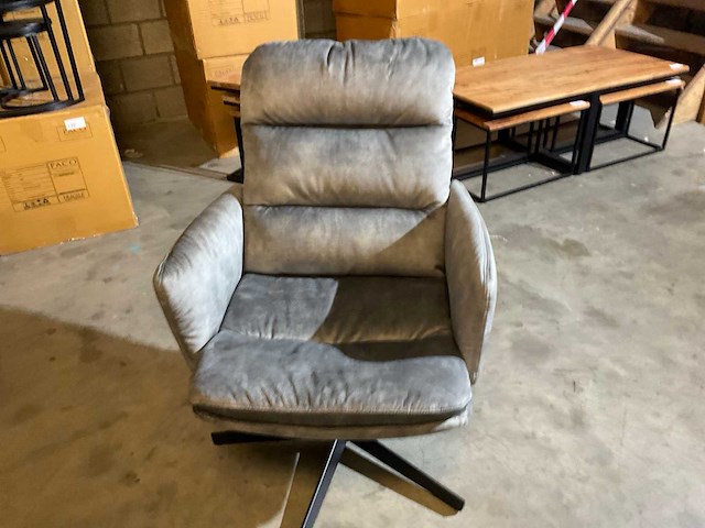 Bowey draaibare fauteuil - afbeelding 10 van  13