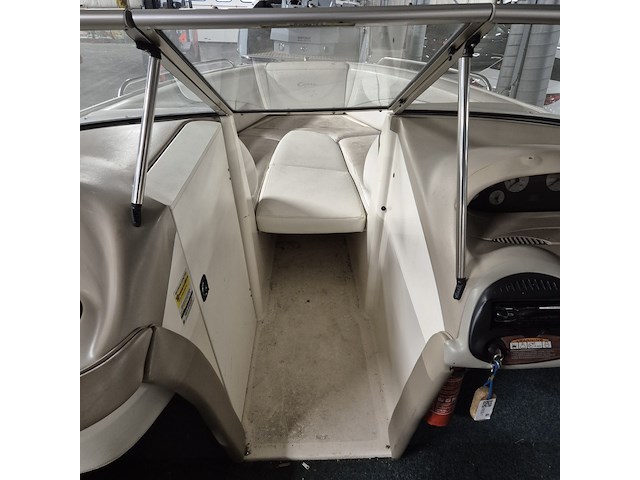 Bowrider speedboot met trailer, bayliner, 2350 lx capri, 2000 - afbeelding 14 van  53
