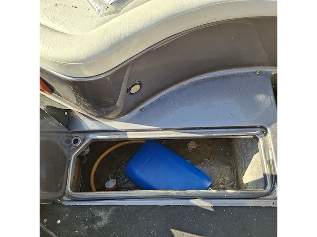 Bowrider speedboot, rinker, captiva cc 272, 2000 - afbeelding 33 van  67