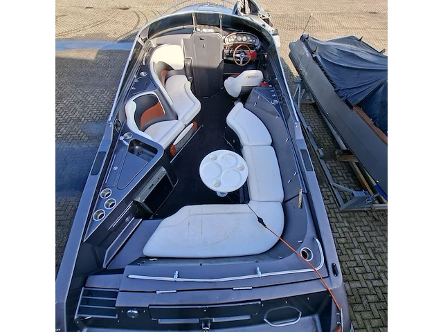 Bowrider speedboot, rinker, captiva cc 272, 2000 - afbeelding 23 van  67