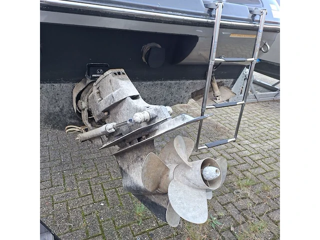 Bowrider speedboot, rinker, captiva cc 272, 2000 - afbeelding 36 van  67