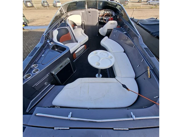 Bowrider speedboot, rinker, captiva cc 272, 2000 - afbeelding 53 van  67