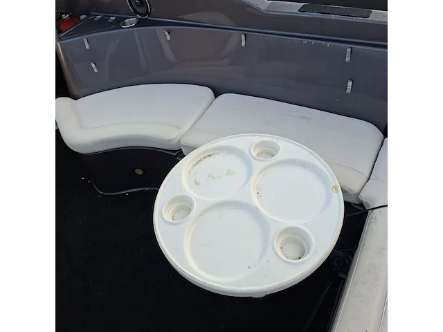 Bowrider speedboot, rinker, captiva cc 272, 2000 - afbeelding 57 van  67