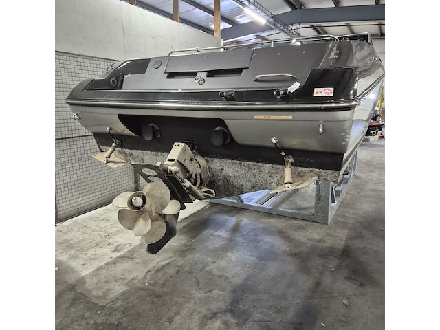 Bowrider speedboot, rinker, cc272, 2000 - afbeelding 39 van  40
