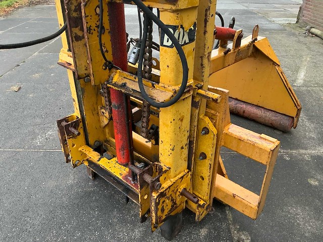 Box lift met meijer pakkenklem - afbeelding 5 van  9