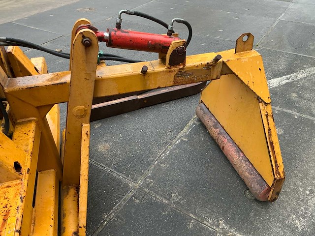 Box lift met meijer pakkenklem - afbeelding 7 van  9