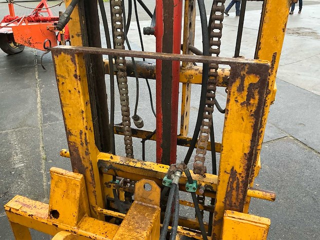 Box lift met meijer pakkenklem - afbeelding 8 van  9