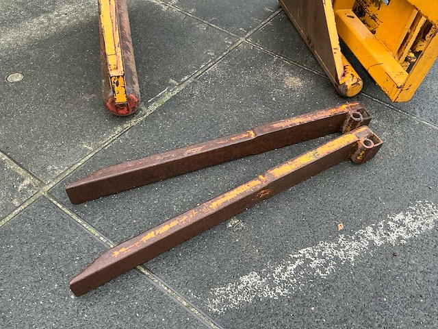 Box lift met meijer pakkenklem - afbeelding 9 van  9