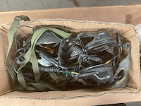 Box various used headsets and parts - afbeelding 3 van  3
