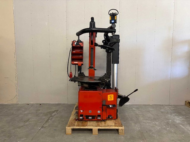 Boxer - 2003 - super lx 24” 3ph - banden de- en monteer apparaat - afbeelding 1 van  10