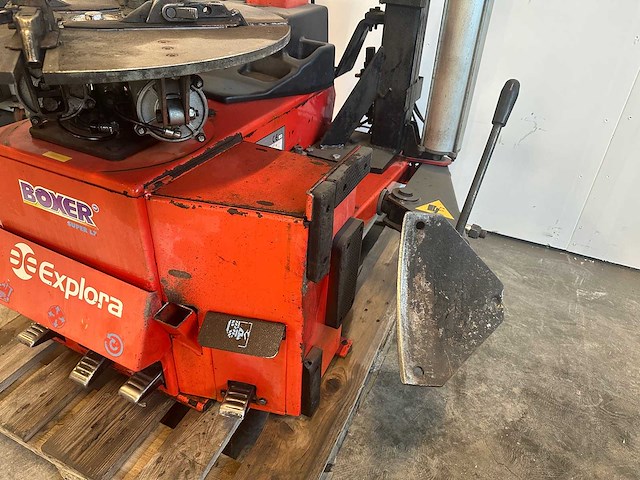 Boxer - 2007 - super lx - banden de-en montageapparaat - afbeelding 4 van  8