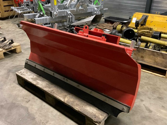 Boxer - txc-140 - snow pusher - afbeelding 1 van  8