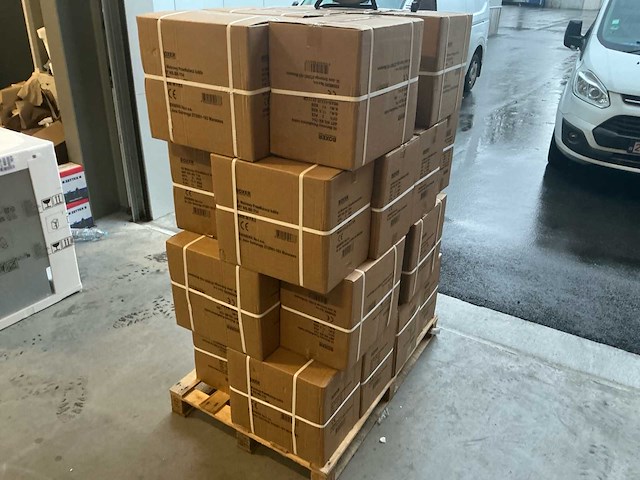 Boxer bx 754 verlengkabelhaspels en -snoer (48x) - afbeelding 2 van  3