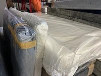 Boxspring 180x210 cm - afbeelding 4 van  4