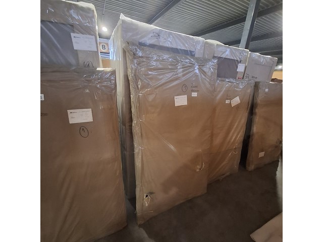 Boxspring bed met opbergfunctie 180x200, zwart, 2025 - afbeelding 3 van  3