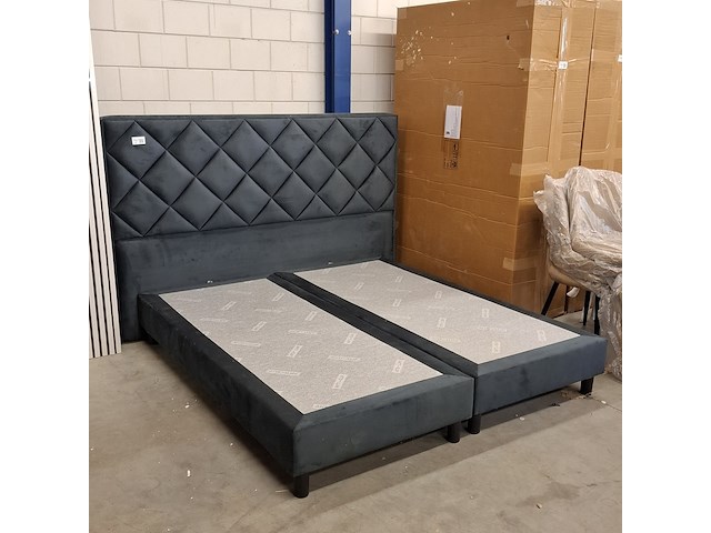 Boxspring donker blauw - afbeelding 1 van  10