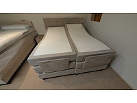 Boxspring elektrisch, dubbele motor - 180x200 cm – beige – inclusief topper – pocketvering – cooltouch matrassen - afbeelding 1 van  8