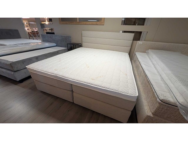 Boxspring erik kuster – 180 x 200 cm – beige – inclusief topper – pocketvering – cooltouch matrassen - afbeelding 2 van  6