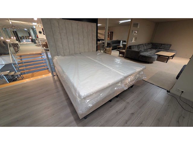 Boxspring erik kuster – 180x210 cm – beige – inclusief topper – pocketvering – cooltouch matrassen - afbeelding 4 van  5