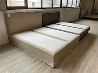 Boxspring met hoofdbord (2x) - afbeelding 1 van  2