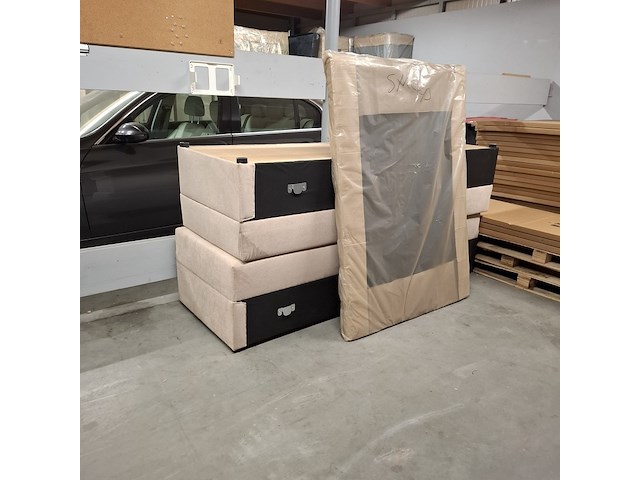 Boxspring met opbergfunctie, 140x200, beige, showroom model - afbeelding 3 van  5