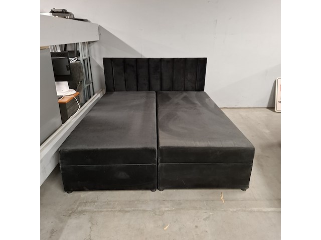 Boxspring met opbergfunctie showroom model 160x200 cm, hollandia, zwart - afbeelding 1 van  6