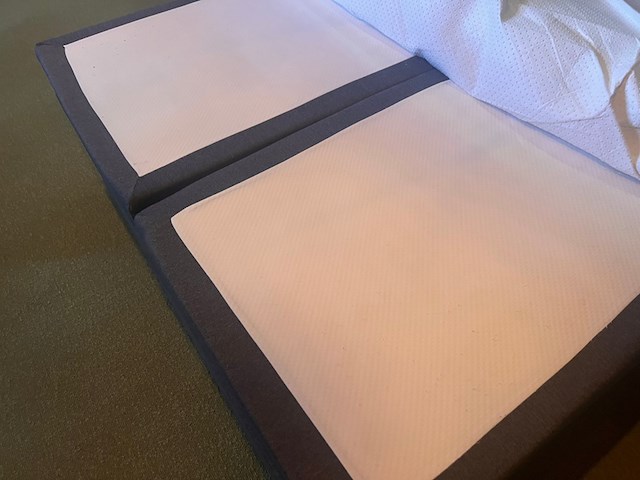 Boxspring twee persoons met topper, antraciet, 2020 - afbeelding 3 van  4