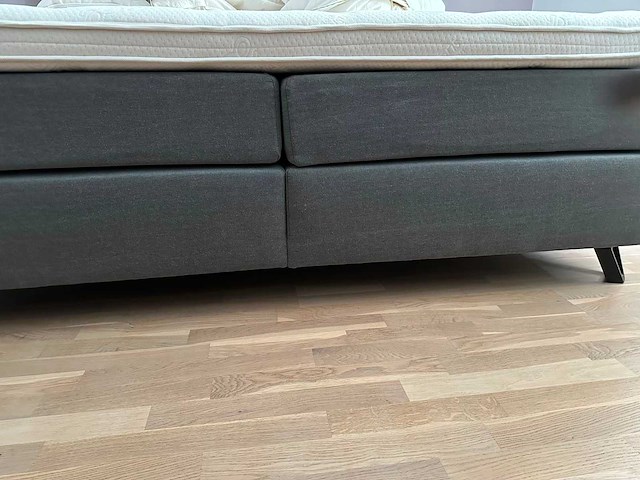 Boxspring - afbeelding 7 van  8