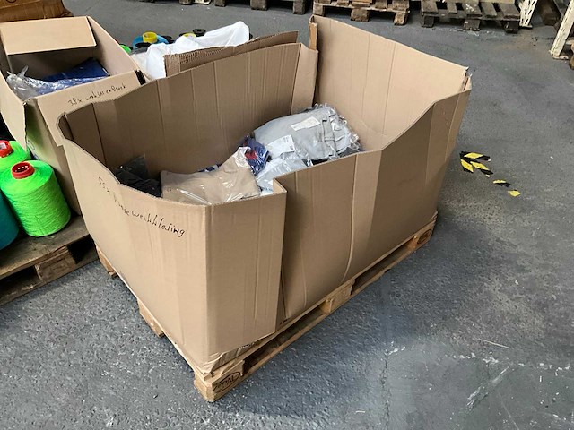 Bp partij kleding - afbeelding 1 van  9