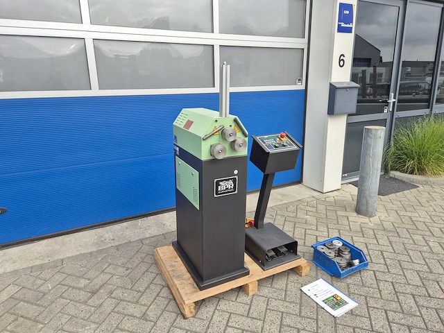 Bpr - cps 20 - profielwals met hydraulische rolverstelling - afbeelding 13 van  16