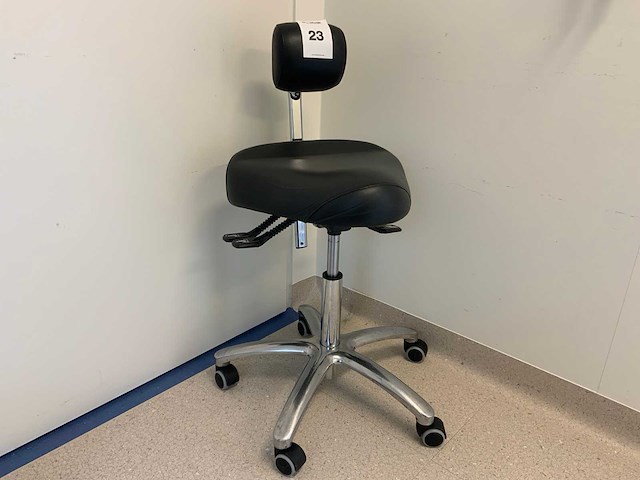 Bqe verrijdbare kruk - afbeelding 2 van  8