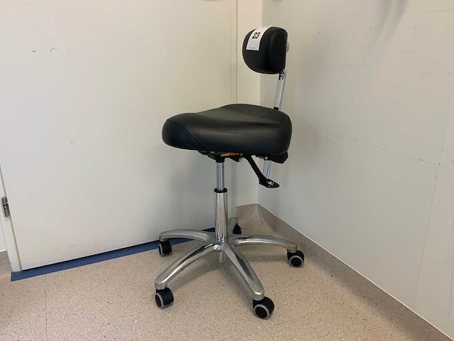 Bqe verrijdbare kruk - afbeelding 3 van  8