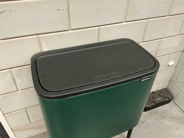 Brabantia - afvalbak - afbeelding 2 van  3