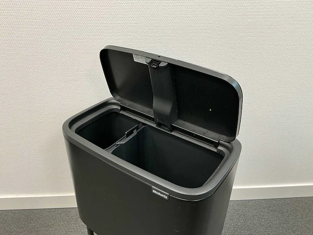 Brabantia - prullenbak - afbeelding 4 van  5