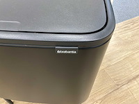 Brabantia - touch bin hi - afvalemmer - afbeelding 2 van  3