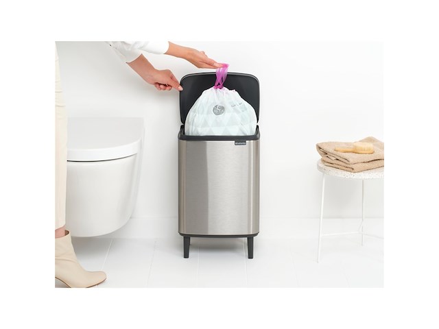 Brabantia bo hi prullenbak 12 liter matt steel fingerprint proof - afbeelding 2 van  4