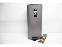 Brabantia bo pedaalemmer 30 liter platinum - afbeelding 3 van  4