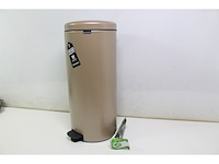 Brabantia newicon prullenbak 30 liter metallic gold - afbeelding 5 van  6