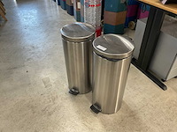 Brabantia prullenbakken (2x)