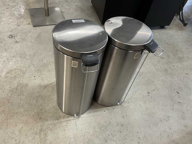Brabantia prullenbakken (2x) - afbeelding 5 van  5