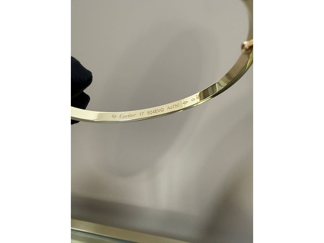 Bracelet diamond pavé cartier, love, 2025 - afbeelding 7 van  12