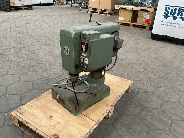 Bräcker rn 201 kolomboormachine - afbeelding 1 van  3