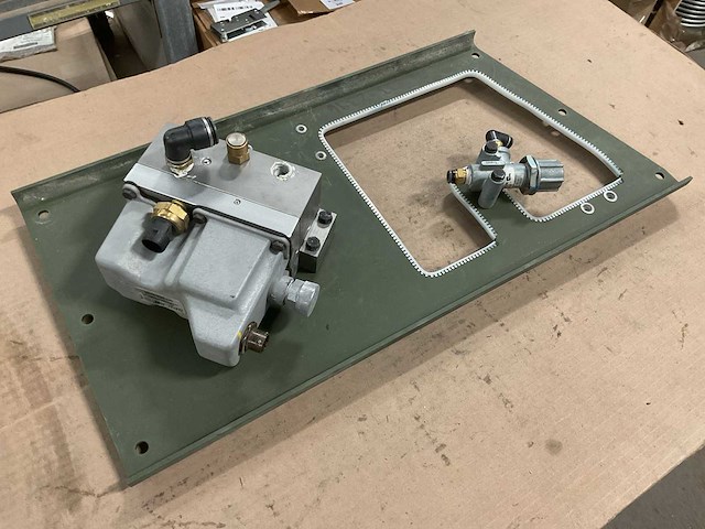 Bracket - afbeelding 1 van  5