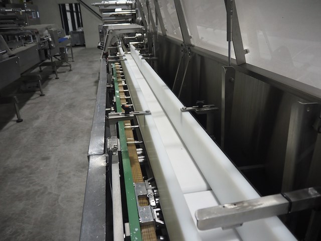 Bradman lake group - afbeelding 2 van  37