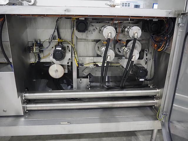 Bradman lake group - afbeelding 20 van  37