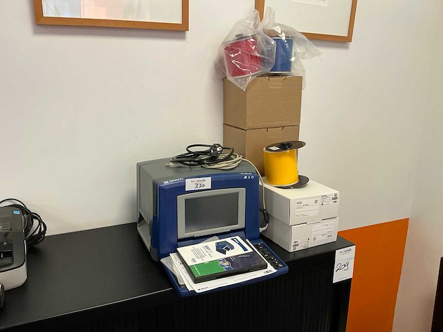 Brady bbp31 sign & labelprinter - afbeelding 1 van  6