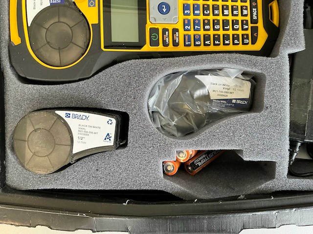 Brady bmp21-plus r-41026883 labelprinter - afbeelding 3 van  5