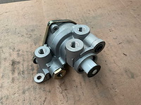Brake pneumatic valve - afbeelding 4 van  4
