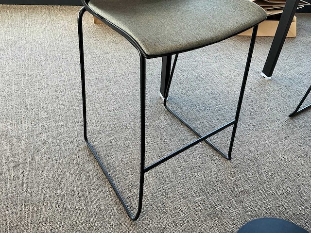 Bralco bartafel met krukken - afbeelding 7 van  10