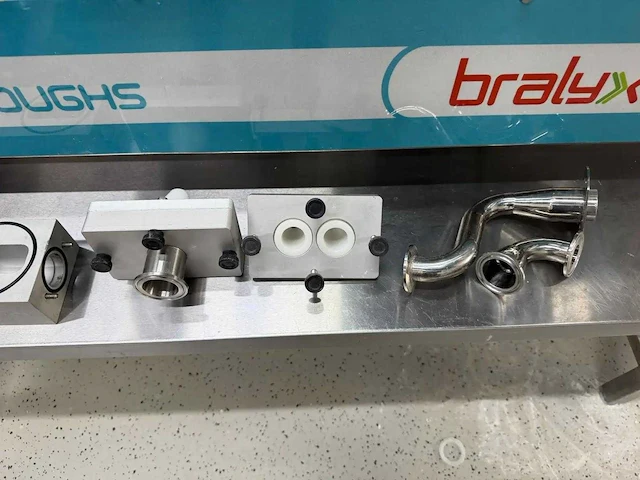 Bralyx - 2023 - formica multimassas - vormmachine - afbeelding 16 van  27
